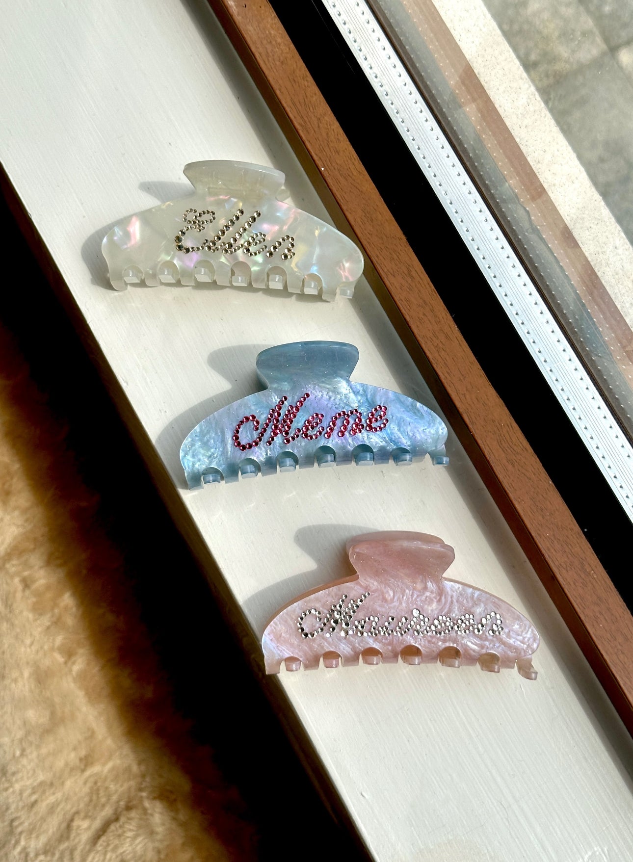 Custom claw hair clip